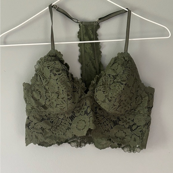 Aerie Bralette Mossy Green Medium. Floral lace pattern. - Picture 1 of 3